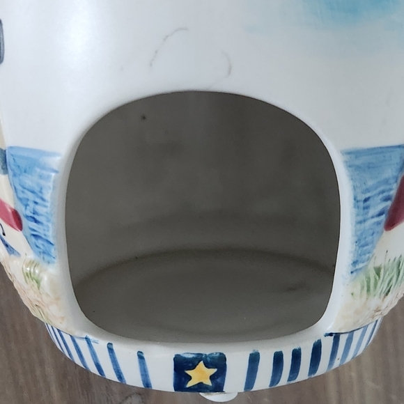 🕯️ Yankee Candle Lighthouse Wax Warmer – Nautical Ceramic, 3D Design - Picture 12 of 15